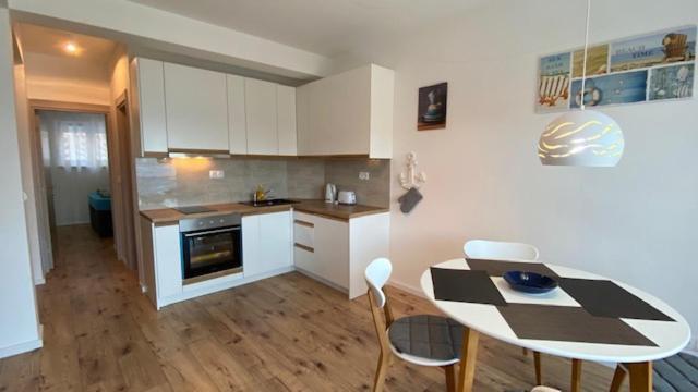 Apartments Elena Локва-Рогозниця Екстер'єр фото